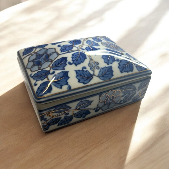 Vintage Porcelain Oriental Floral Trinket Box gold accents Lidded Box numbered - Picture 1 of 15